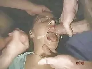Diffondere porno don ...